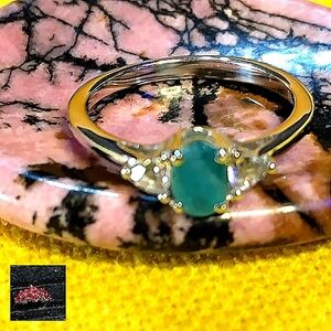 NWT-GORGEOUS GRANDIDERITE,  WHITE TOPAZ, STERLING. SIZE 6.